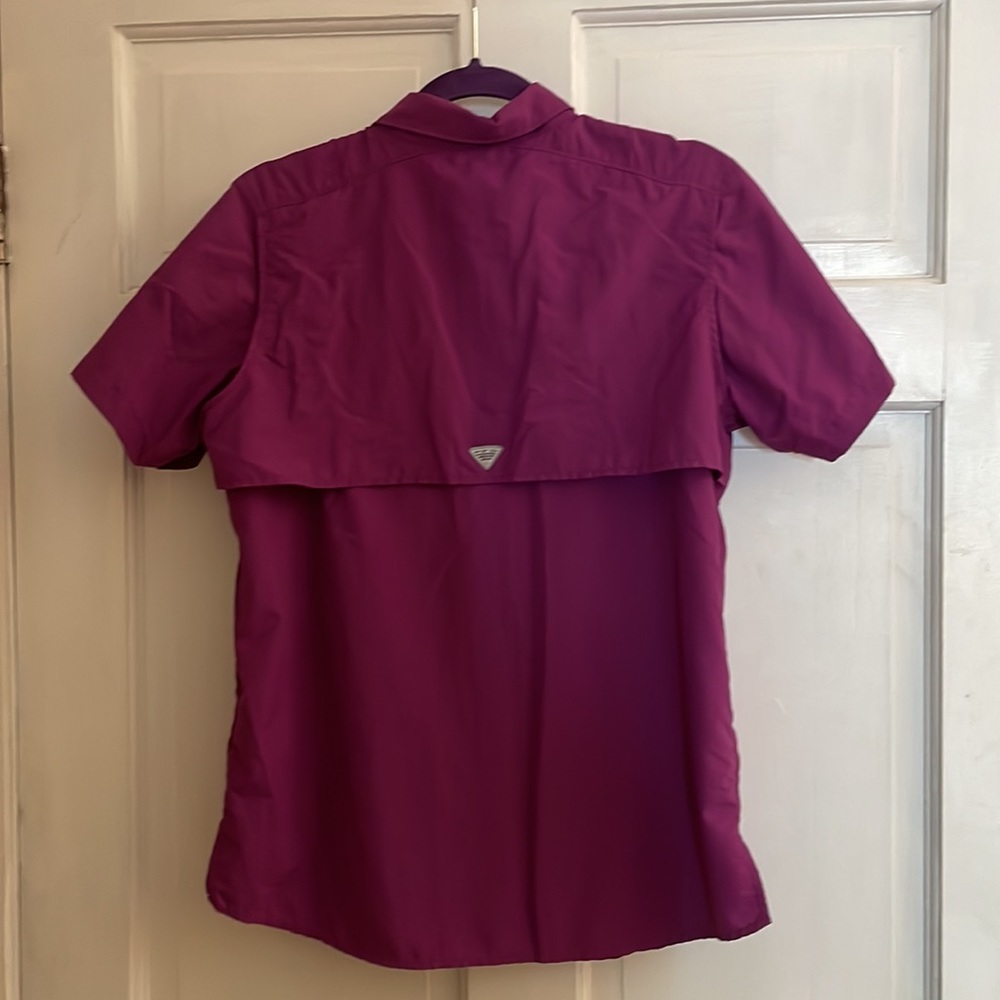 Columbia PFG Button up shirt in Plum purple - Picture 4 of 4